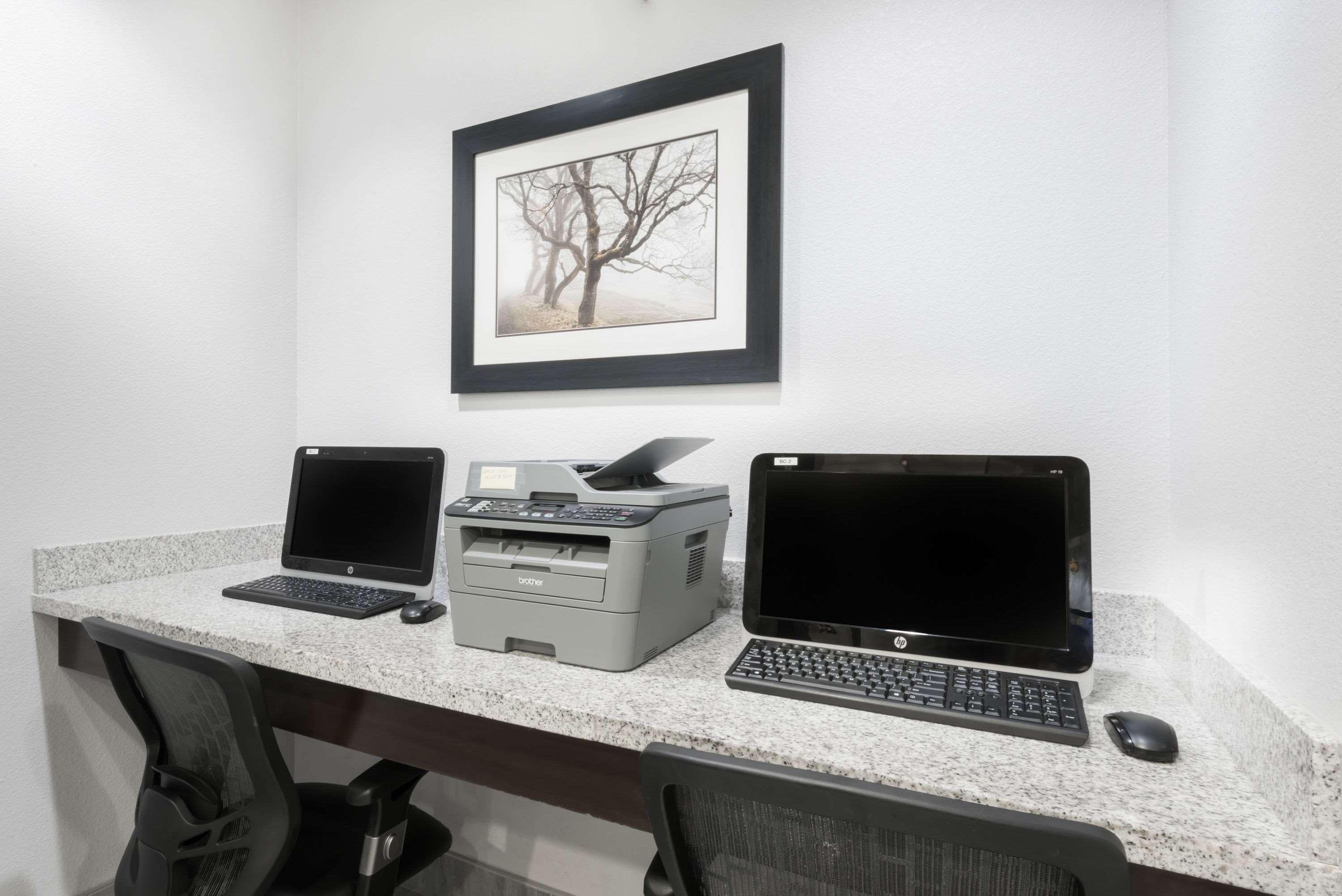 Hawthorn Extended Stay By Wyndham Midland Esterno foto